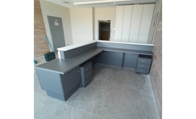 Стойка администратора под заказ